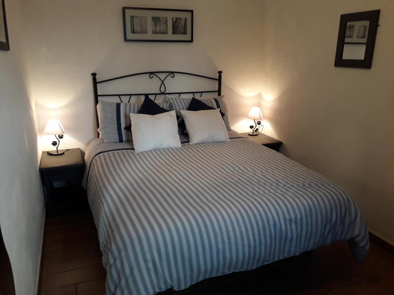 Kayenne Holiday Rentals Iznájar Exteriér fotografie